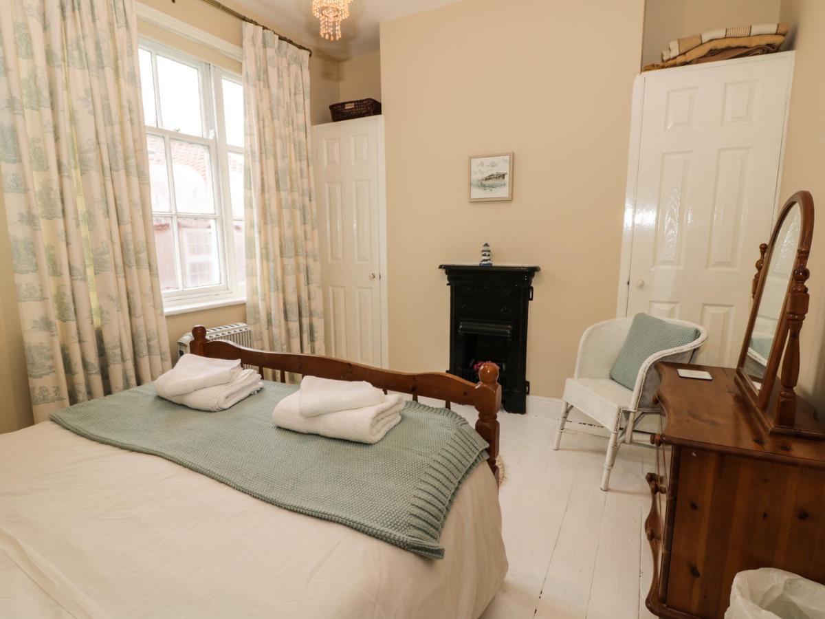 St Mary'S Cottage スカーバラ エクステリア 写真